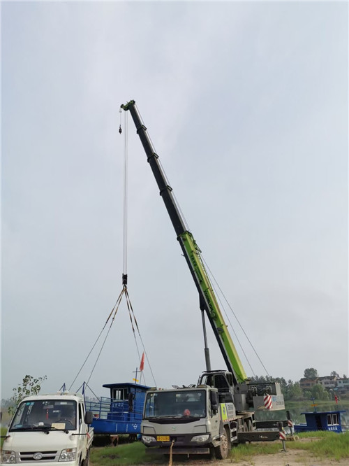 霍林郭勒市桥梁建设吊装案例